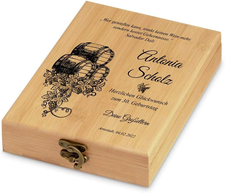 Maverton Weinöffner-Set personalisiert Weinset Sommelier Set - Geschenkbox Holzbox + 4er Weinzubehör