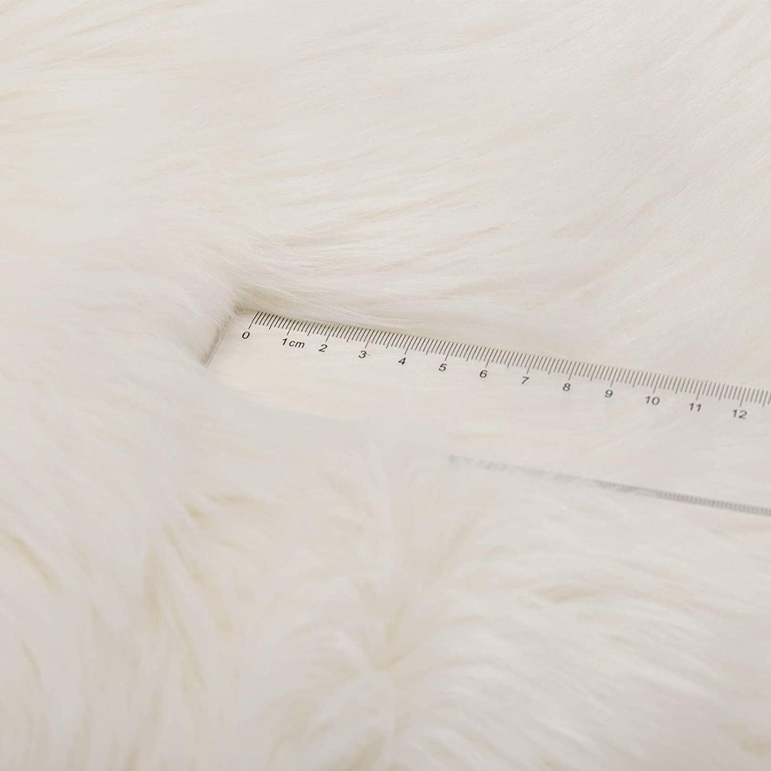 WOLTU Fellteppiche Schaffell, Kunstfell Lammfellimitat Teppich flauschig, 180 x 60cm Weiss, Longhair