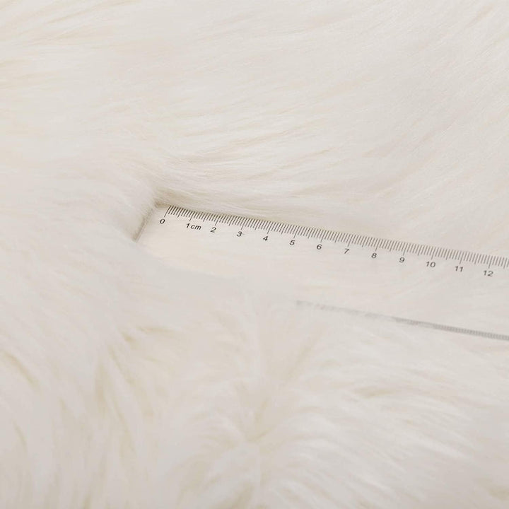 WOLTU Fellteppiche Schaffell, Kunstfell Lammfellimitat Teppich flauschig, 180 x 60cm Weiss, Longhair