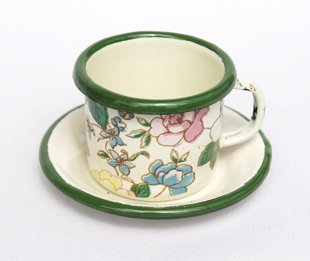 Emaille Tasse mit Untertasse BsB 11/61 Volldekor emailliert 5 cm Kaffeebecher, Volldekor