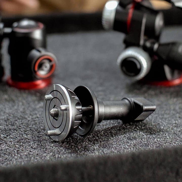 Manfrotto 60 Mm Halbschalen‑Adapter zum Einsatz von 60‑mm‑Flachbasis‑Köpfen an 60‑mm‑Schalen‑Stative