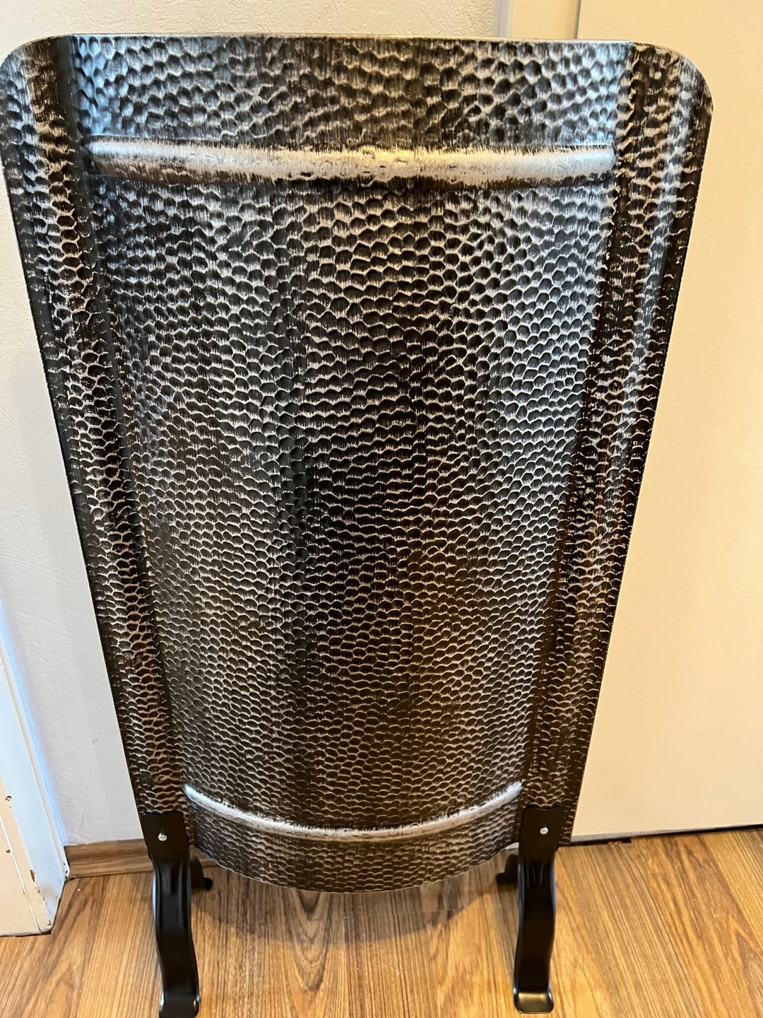 Ofenschirm mit Füssen alteisen schwarz Silber gehämmert Hitzeschutz 91 x 46 cm