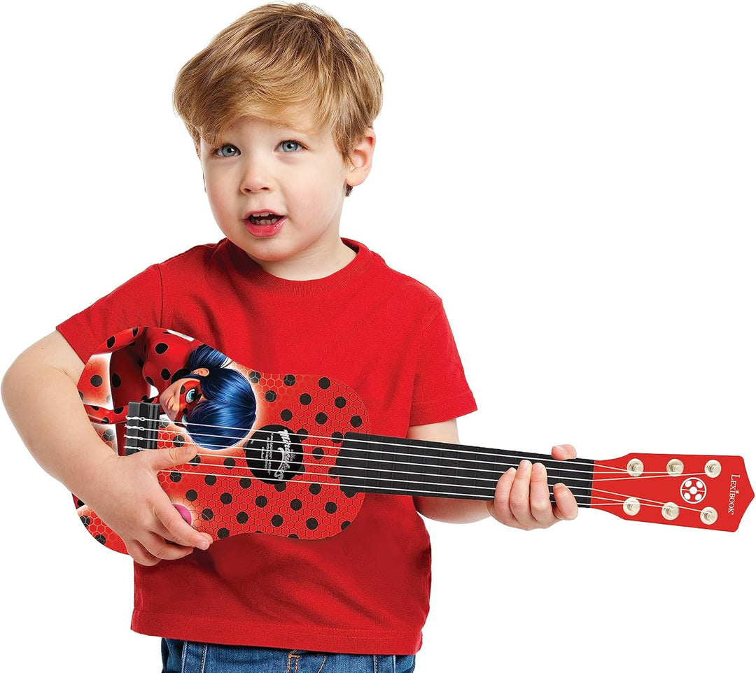 Lexibook K200MI Miraculous: Tales of Ladybug & Cat Noir erste Akustikgitarre aus Holz, 6 Nylonsaiten