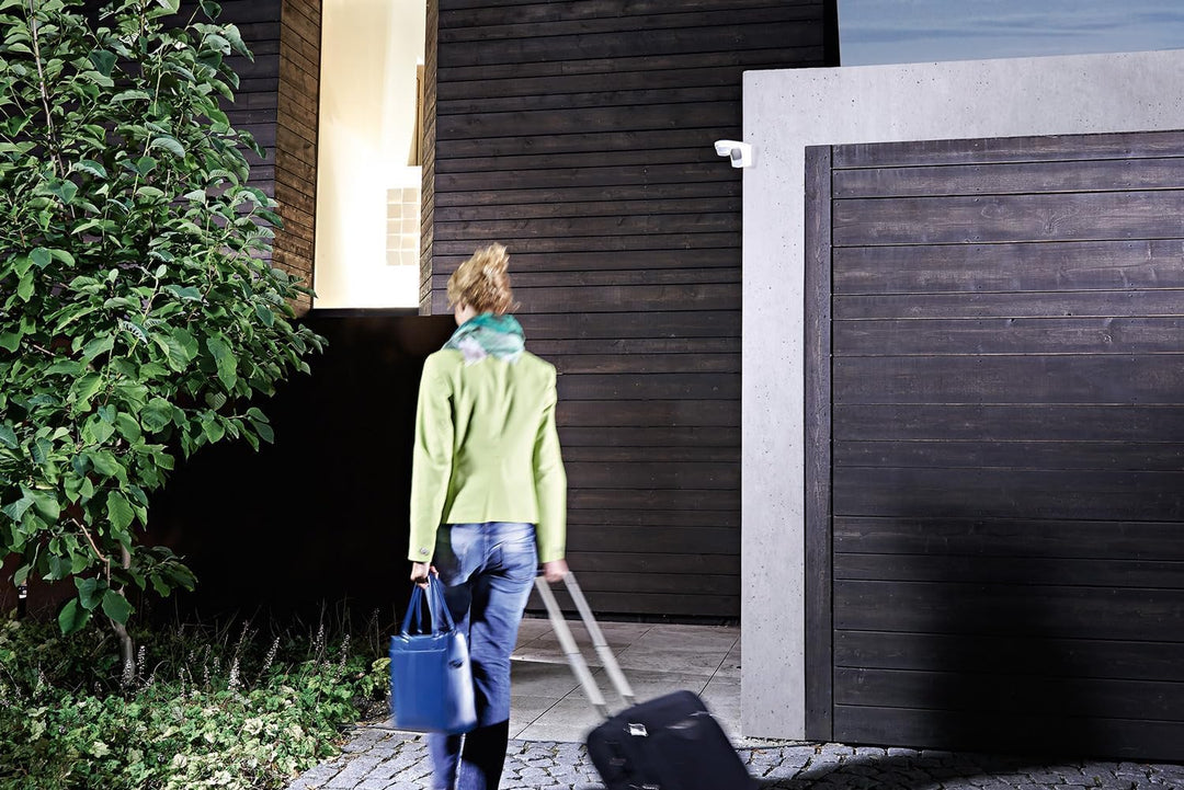 Theben theLuxa S150 WH Bewegungsmelder mit 150° Erfassungswinkel für den Aussenbereich, weiss (10105