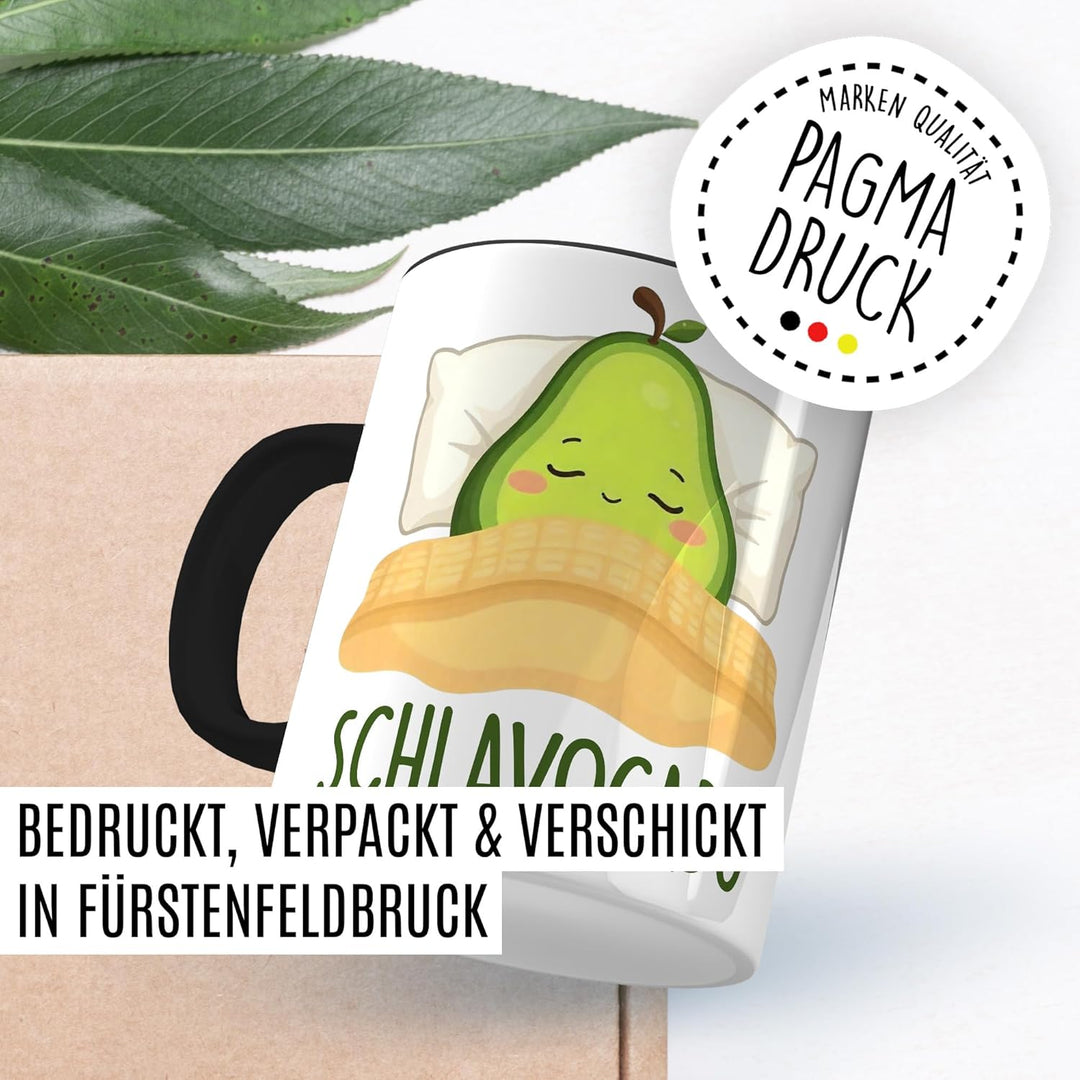 Avocado Tasse mit Spruch – Geschenk Schlavocado – Kaffeetasse 330ml aus Keramik – Schlafen Müde Slee