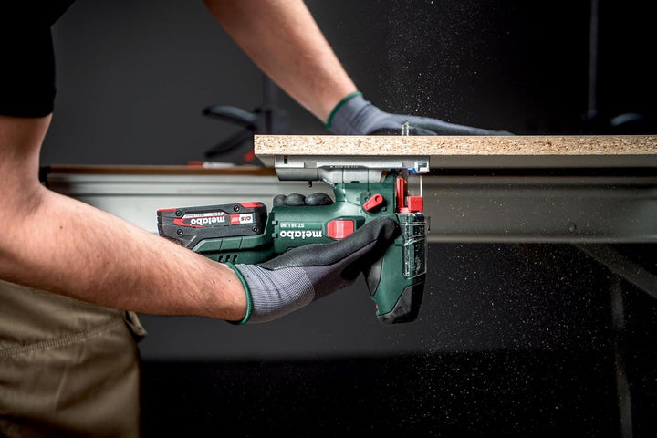 metabo Akku-Stichsäge ST 18 L 90-18 V, 90 mm Schnitttiefe - LED Arbeitslicht, werkzeugloser Sägeblat