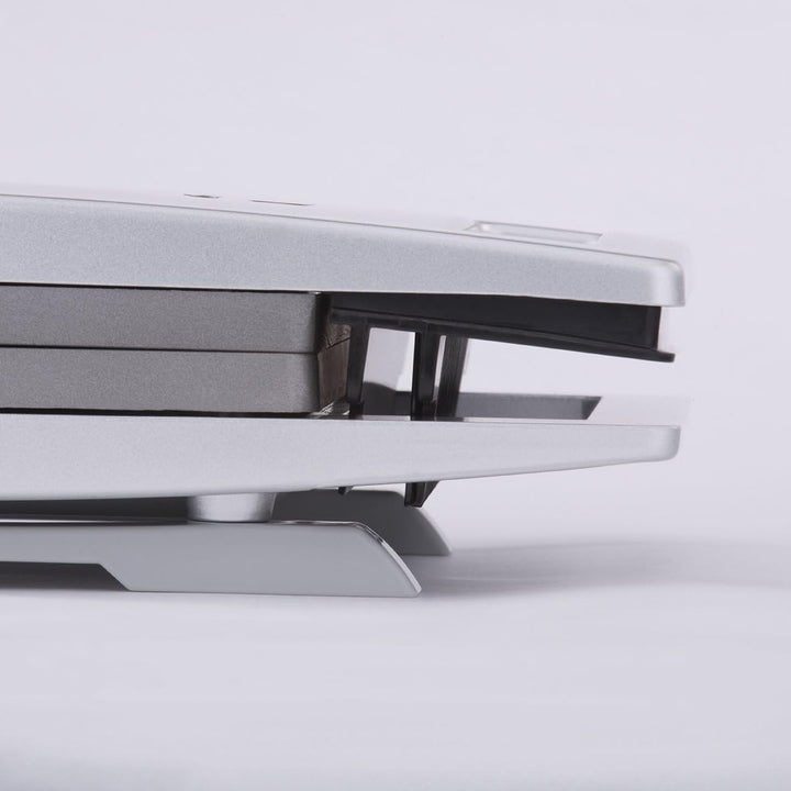 Cloer 6219 Sandwichmaker, 900 W für 2 diagonal geteilte Toasts, optische Fertigmeldung, silber Silbe