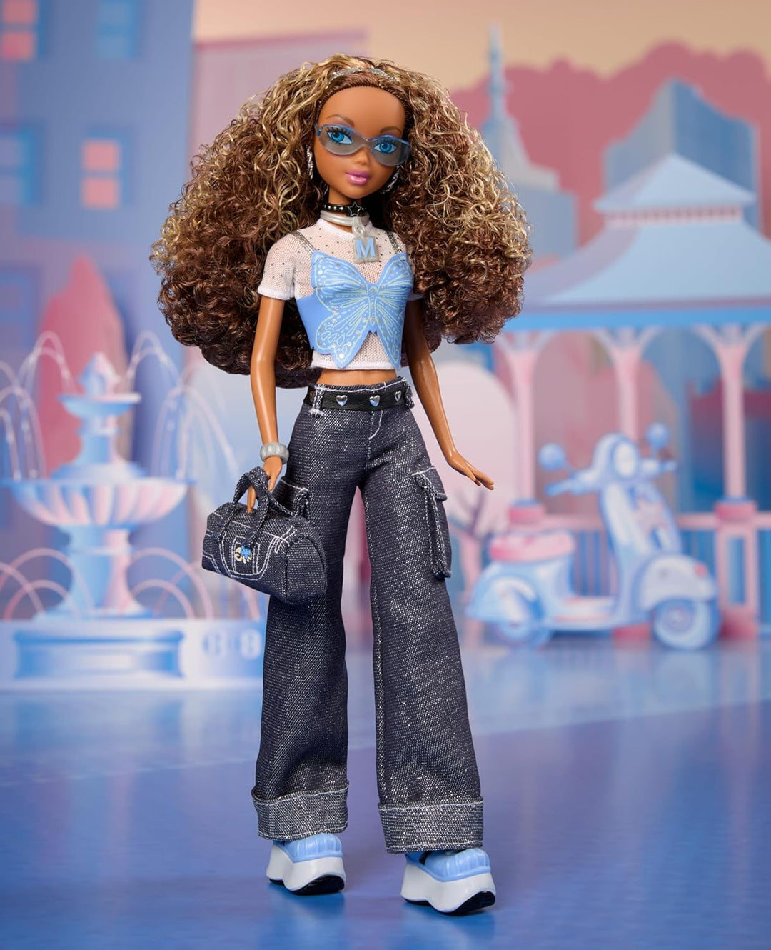 Barbie Signature My Scene Puppe und Accessoires, Madison im von der Jahrtausendwende inspirierten O