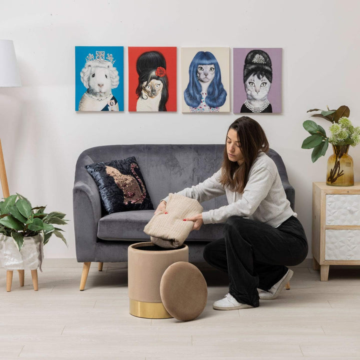 Sitzhocker mit glamourösem Stil, aus Samt in der Farbe Nussbaum, 38 cm hoch Haselnuss Samt Glatt Gol