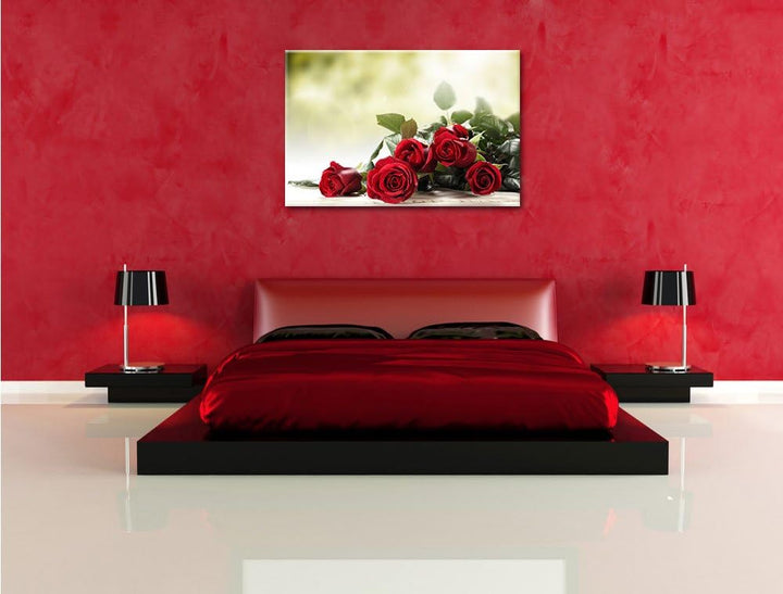 Rosenstrauss auf Holztisch Format: 100x70 auf Leinwand, XXL riesige Bilder fertig gerahmt mit Keilra