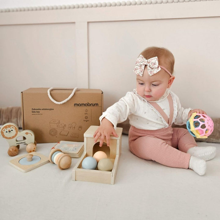 mamabrum MAM183 EDU Baby Spielzeug Set, 6 Montessori Sensorik Spielzeug für 7-12 Monate - Holz Lerns