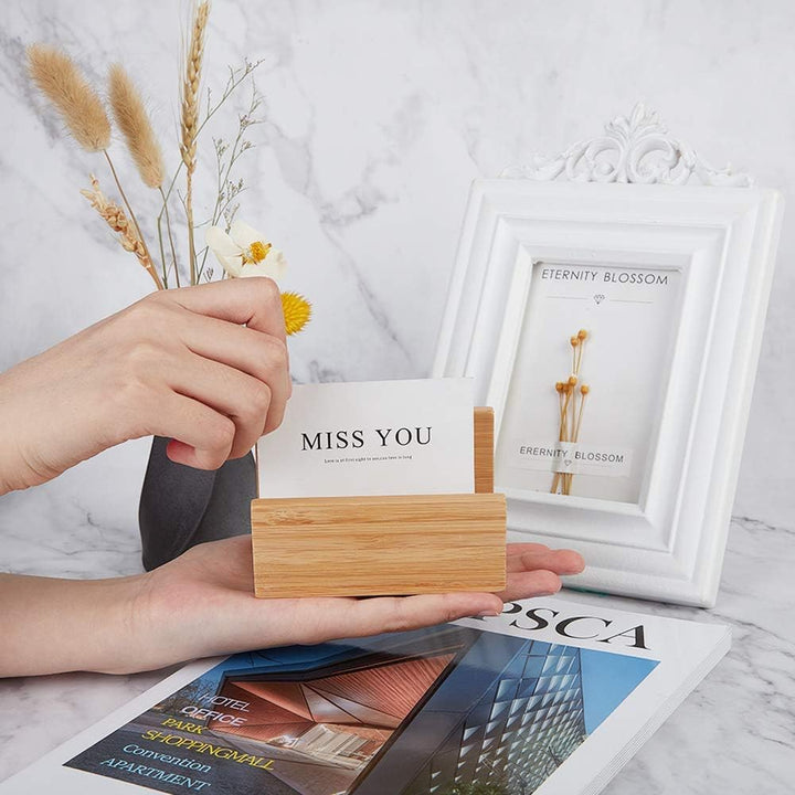 OLYCRAFT 4PCS Bambusholz Desktop Visitenkartenhalter Display Für Schreibtisch Natürliche Bambus Visi