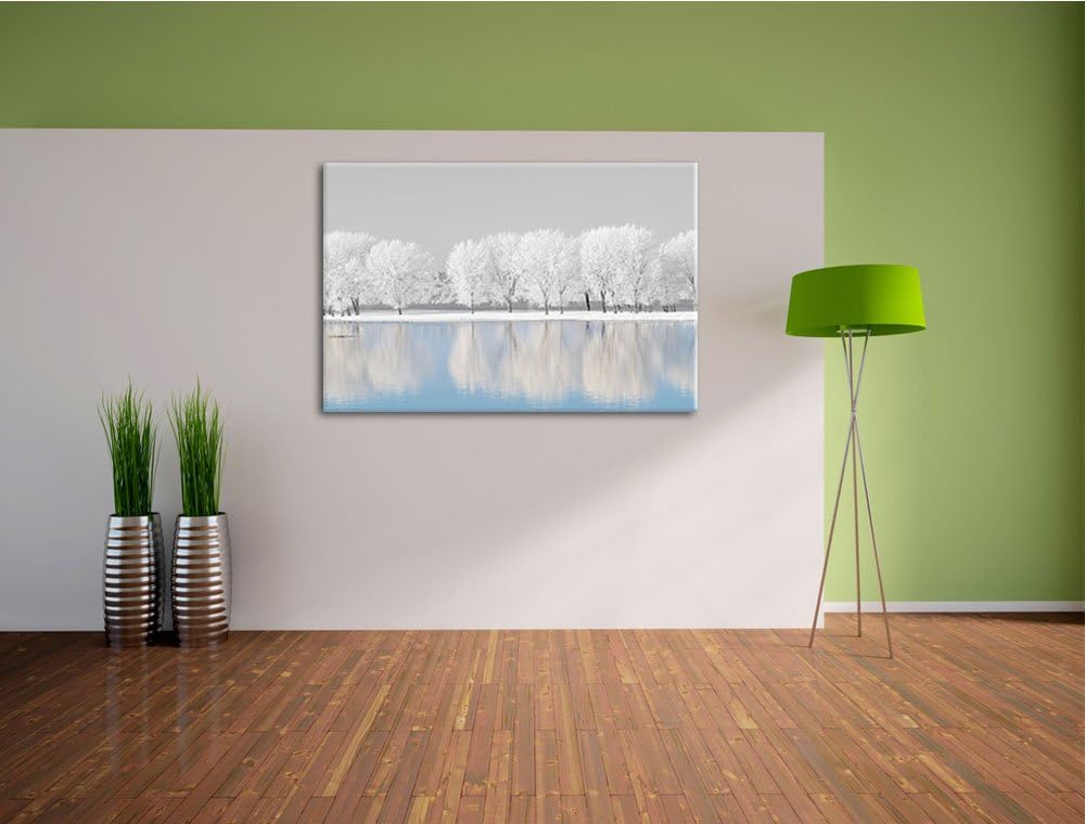 schneebedeckte Bäume an einem See schwarz/weiss Format: 100x70 auf Leinwand, XXL riesige Bilder fert