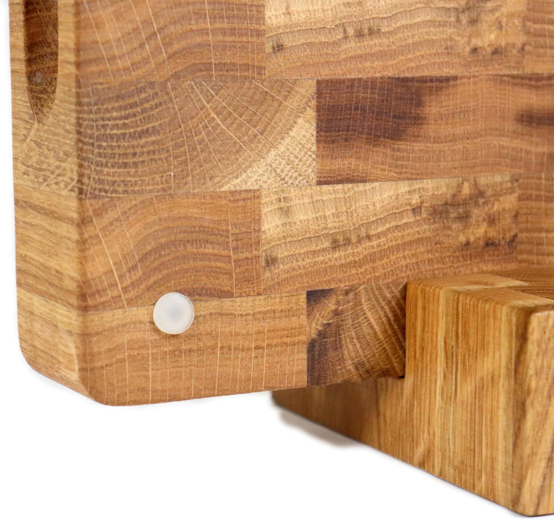 B4K® Schneidebrett mit Ständer aus Eiche Stirnholz 45 × 30 × 4 cm – Massiver Hackblock | Antibakteri
