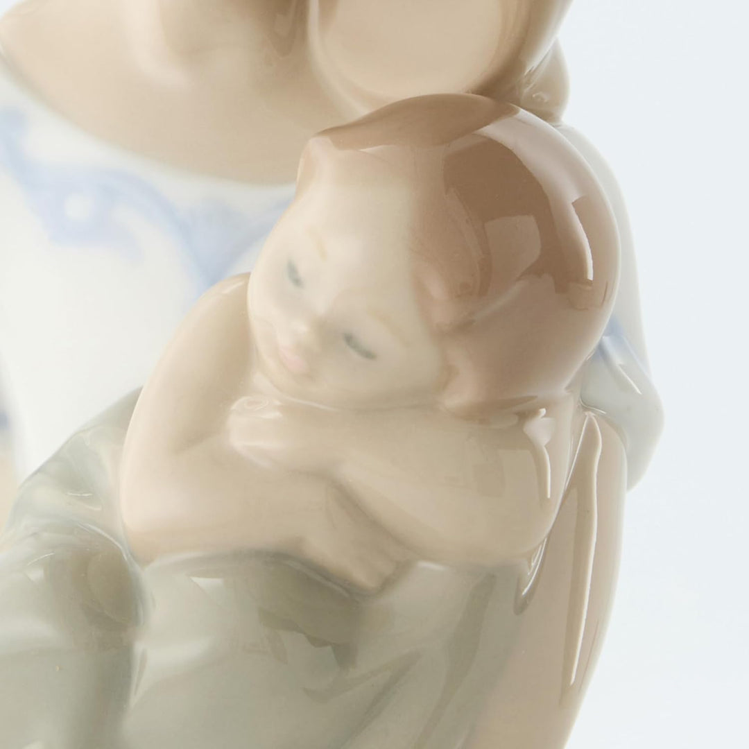 NAO Porzellanfigur Light of My Days