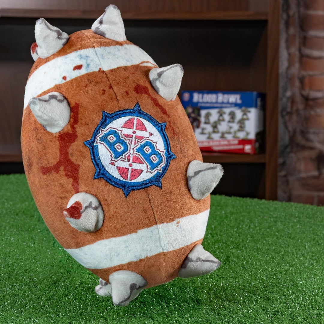 TOMY Warhammer, Blood Bowl Ball Plüschfigur, Sammlerstück für Jugendliche und Erwachsene, Fantasy Fo