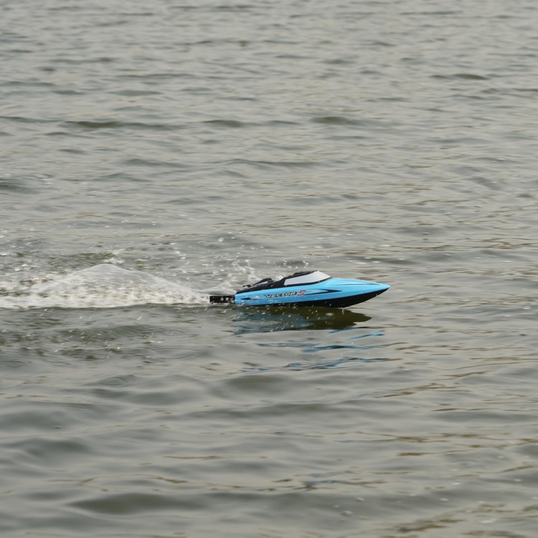 VOLANTEXRC RC Boot Vector S, ferngesteuertes Boot für Pools und Seen, 45+ kmh RC-Boot mit Alarmfunkt