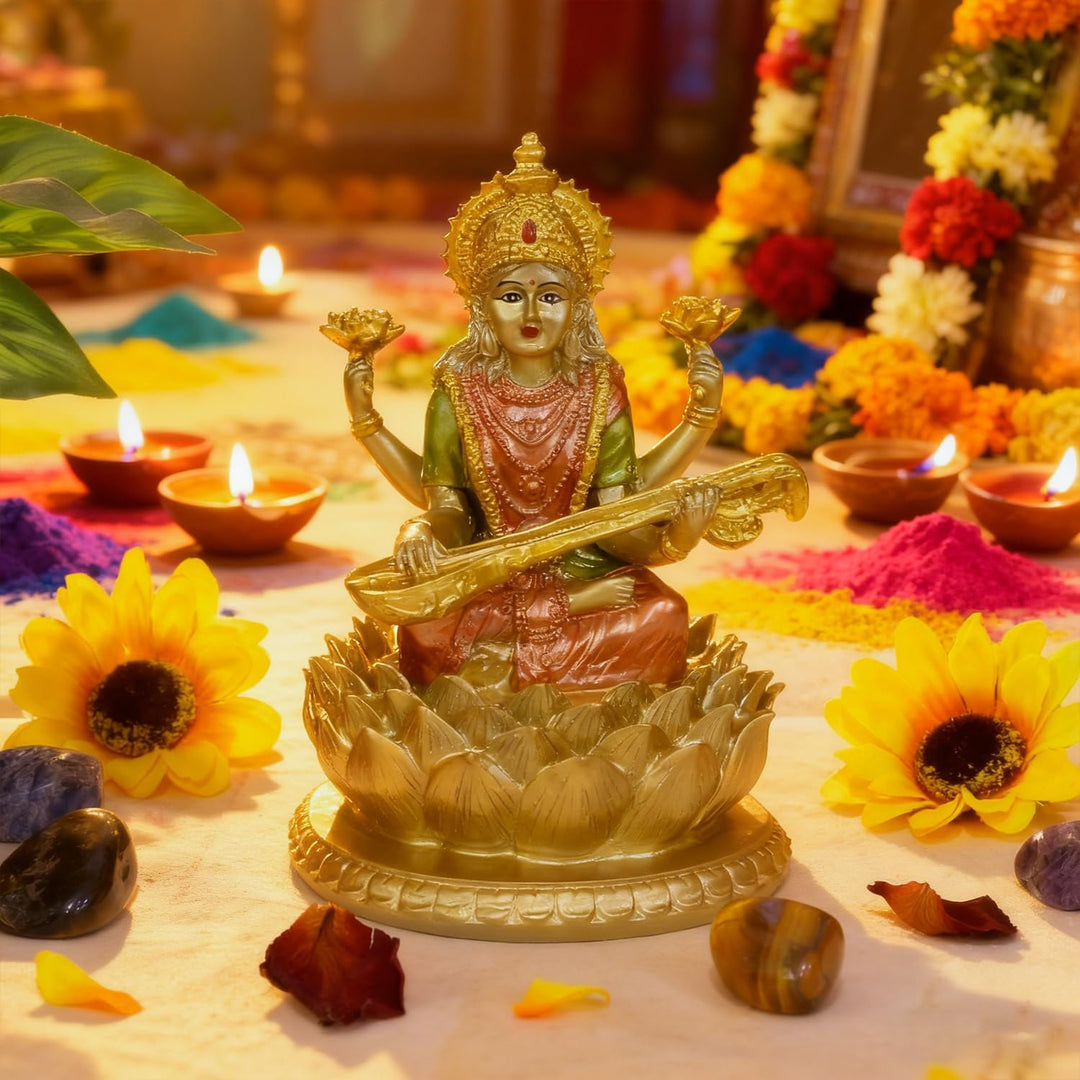 BangBangDa Hindu-Göttin Lord Saraswati Statue – Indisches Idol der Musik sitzend auf Lotus-Skulptur
