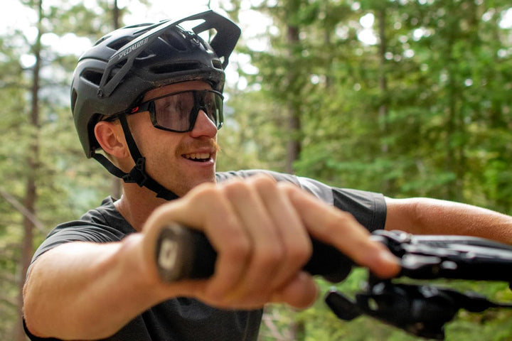 Julbo Unisex Fury Sunglasses Einheitsgrösse Dunkelblau / Grün, Einheitsgrösse Dunkelblau / Grün