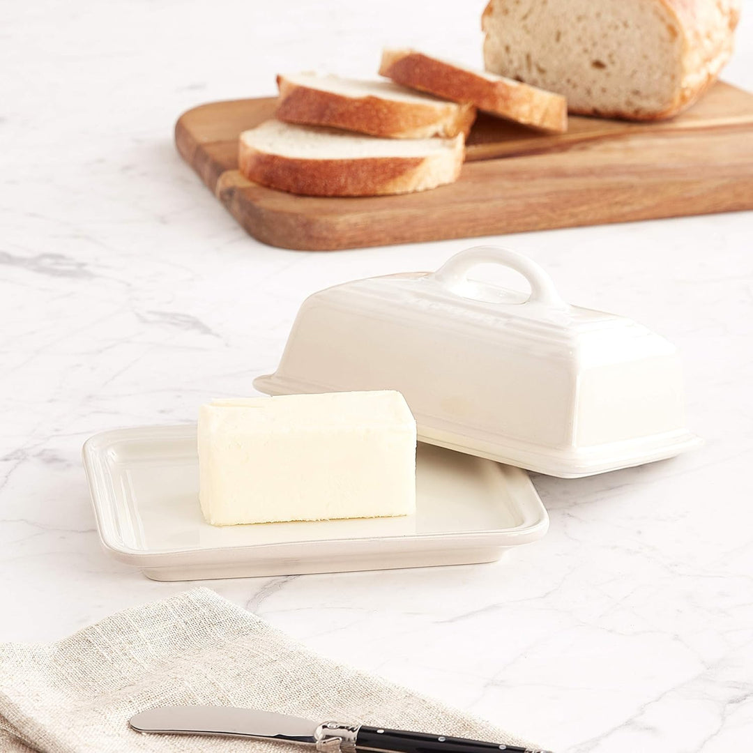 Le Creuset Steinzeug Butterdose, 900 g, 17 x 12.5 x 9 cm, Meringue
