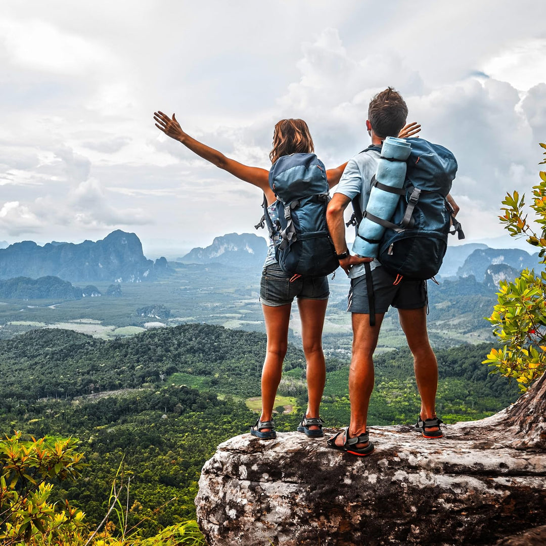 Outdoro ultraleichter Schlafsack 800g - kleines Packmass - leicht, dünn und warm - Idealer Sommersch