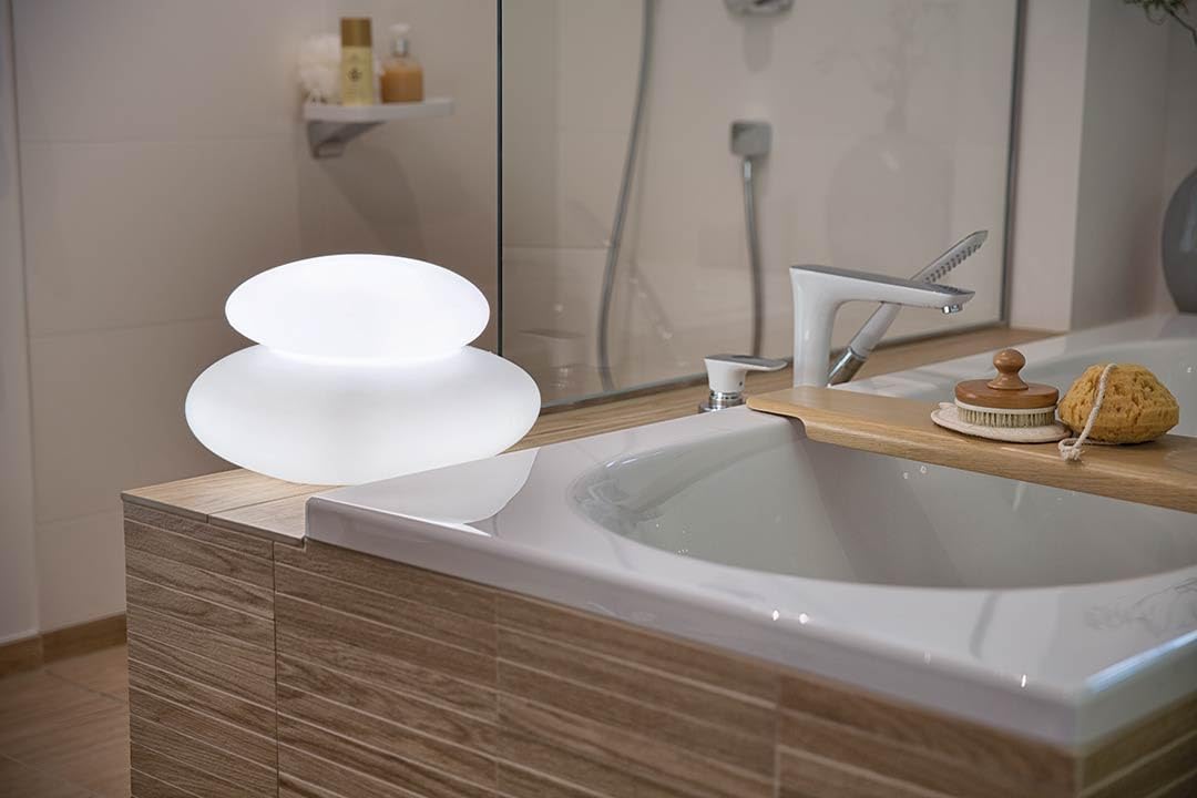 8 seasons design | Shining Stone Lampe E27, Polyethylen Weiss Ø 39 cm LED Ø 39 cm Weiss, LED Ø 39 cm