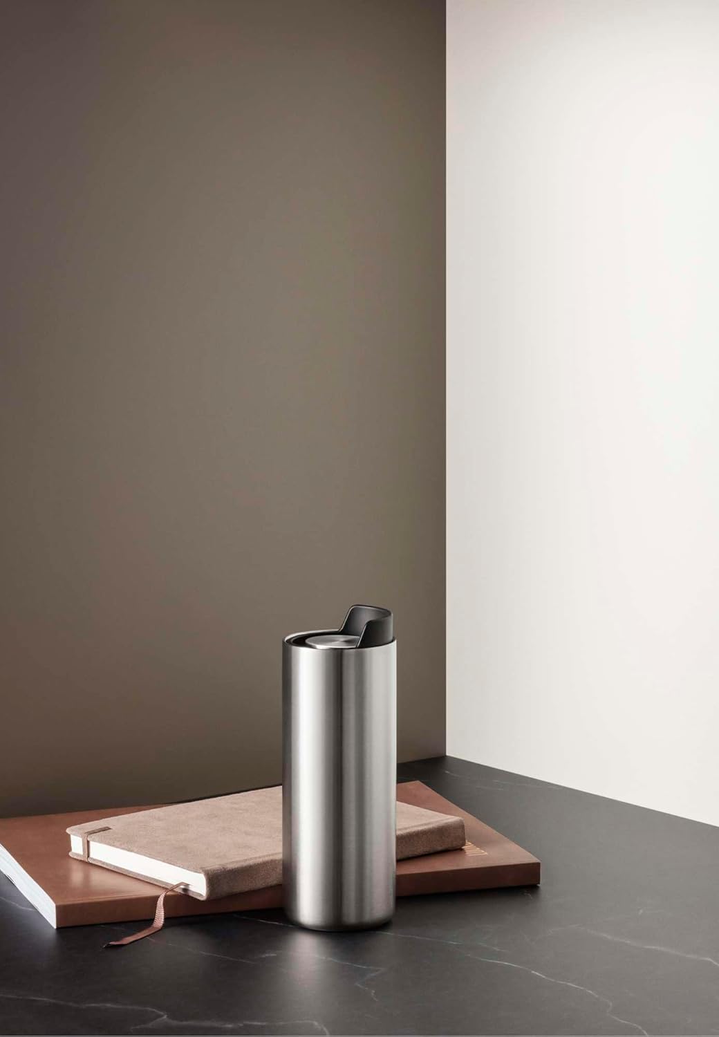 EVA SOLO | Urban To Go Cup Recycled |90% recycelter Edelstahl | Black Schwarz, Schwarz