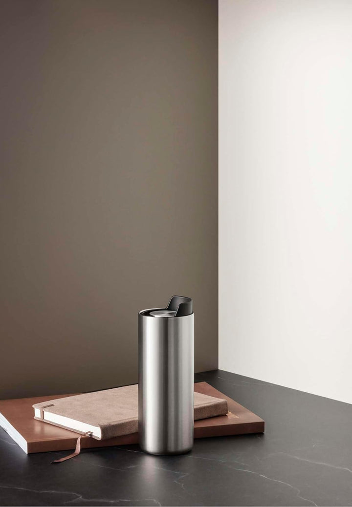 EVA SOLO | Urban To Go Cup Recycled |90% recycelter Edelstahl | Black Schwarz, Schwarz