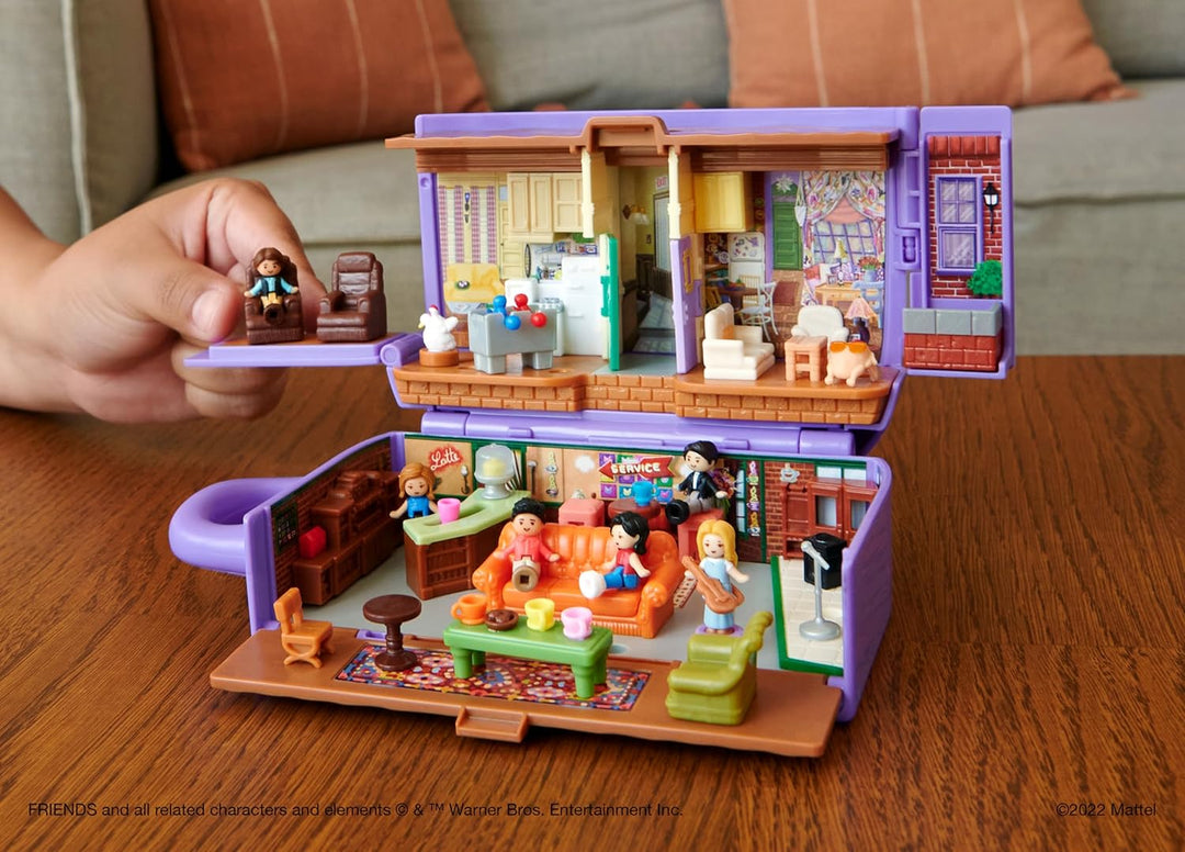 Polly Pocket Friends Schatulle - Central-Perk-Kaffeetasse, 6 Hauptdarsteller, 9 Zubehörteile, 3 Frie