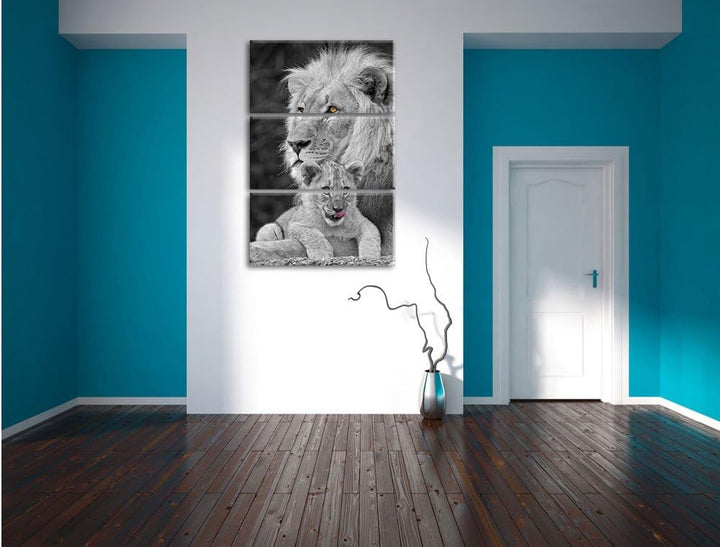 Pixxprint Löwe kuschelt mit Jungtier als Leinwandbild/Grösse: 3 Teilig (120x80) cm/Wandbild/Kunstdru