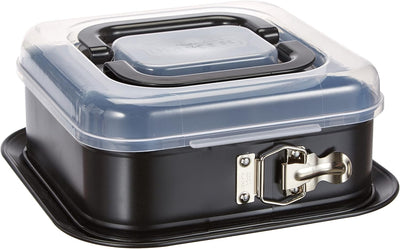 Original Kaiser Inspiration Springform eckig 24 x 24 cm, quadratische Backform mit Deckel, Tiramisu