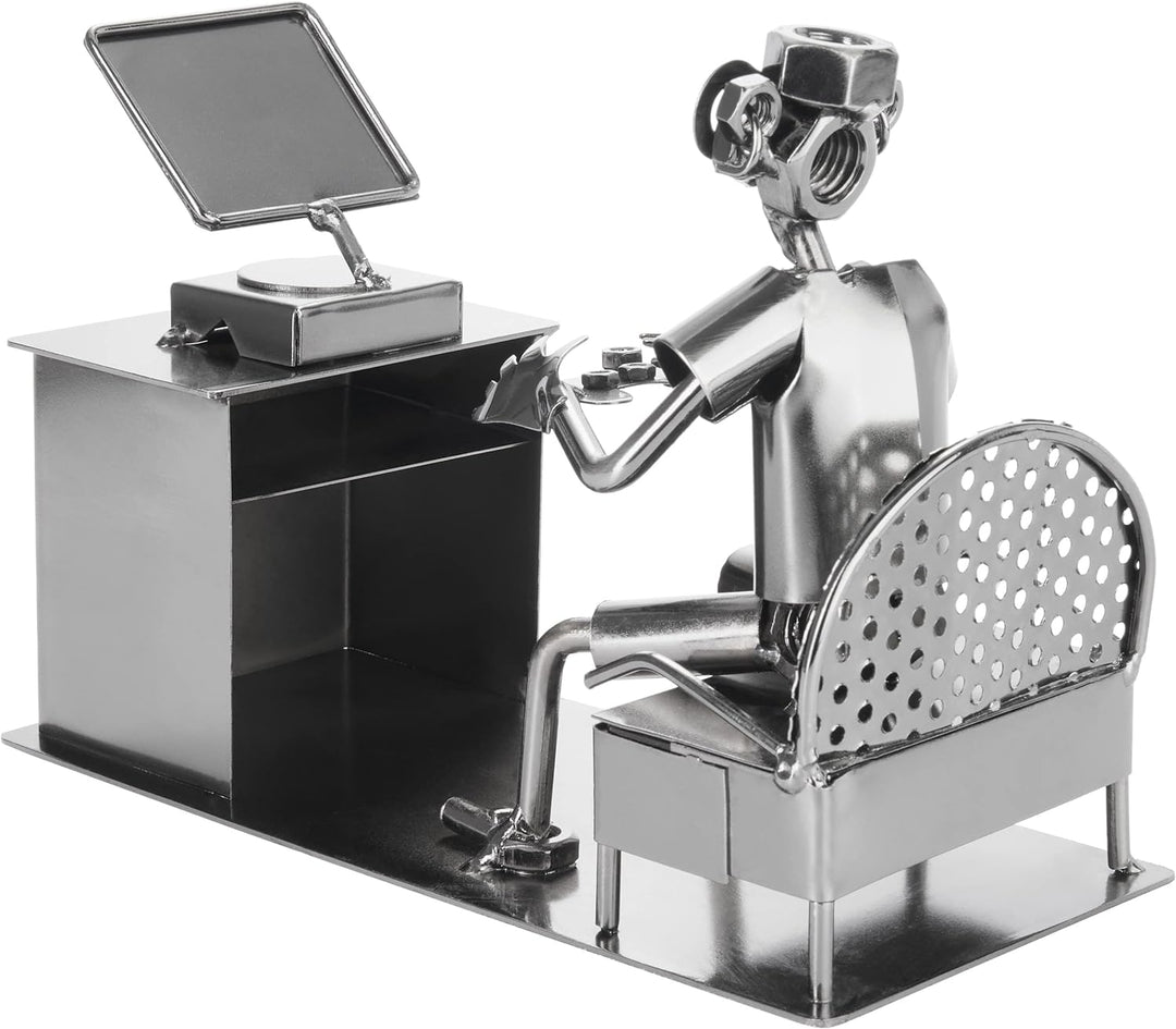 BRUBAKER Schraubenmännchen Gamer mit Controller - Zocker Eisenfigur Metallmännchen - Handarbeit Meta