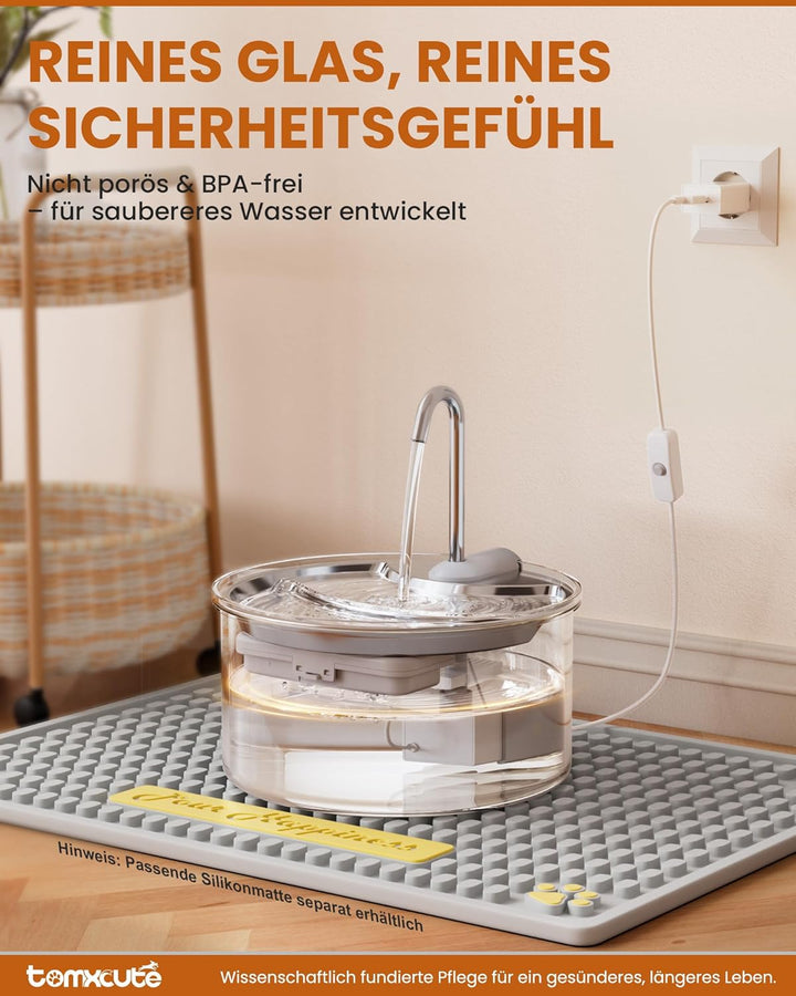 Tomxcute Katzenbrunnen Glas 2,5L – Trinkbrunnen Katze leise, für 1–2 Katzen, Stufen-Design, warmes L