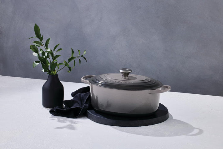 Le Creuset Signature Gusseisen-Bräter mit Deckel, Ø 29 cm, Oval, Für alle Herdarten und Induktion ge