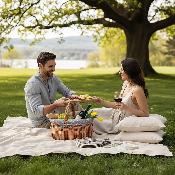 Creative Home Grosser Picknickkorb mit Stoffeinlage Grau mit Pünktchen Weidenkorb mit Henkel | Einka
