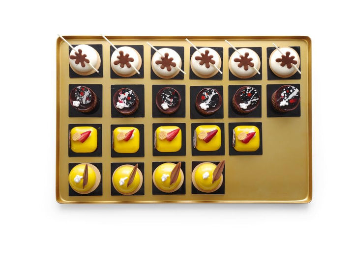 HENDI 808566 Auslageplatte, Vitrinenblech, Sandwichplatte, 400x300x(H)20mm, Aluminium, Gold