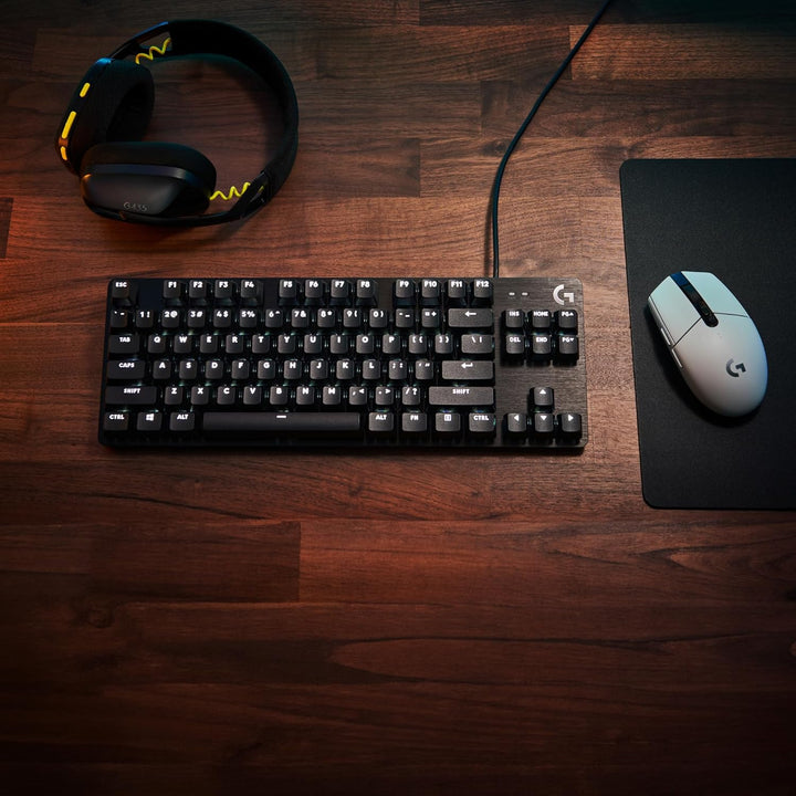 Logitech G435 LIGHTSPEED & Bluetooth Wireless Gaming Headset, Ultra Lightweight 165g over-ear headph