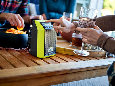 RYOBI 18 V ONE+ Akku-Bluetooth-Radio RRDAB18-0 (DAB-Funktion, Musikstreaming Reichweite von max. 25