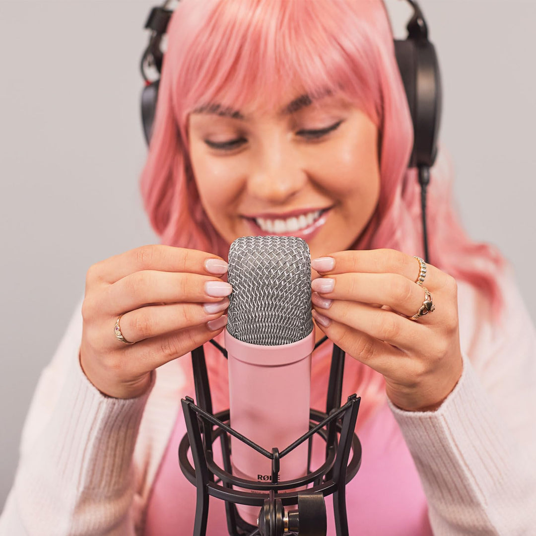 Rode NT1 Signature Pink Studio-Mikrofon + keepdrum Mikrofonständer mit Mikrofonständer Pink, mit Mik