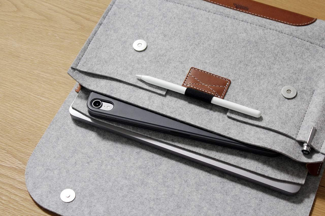 Pack &amp; Smooch 16" Laptophülle, Laptoptasche, MacBook Tasche -CORRIEDALE L -100% Merino Wollfilz, Pfl