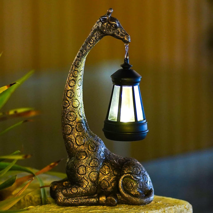 Yeomoo Giraffe Gartendeko mit Solarlampe - Giraffen Gartenfiguren Deko für Draussen mit Wetterfest L