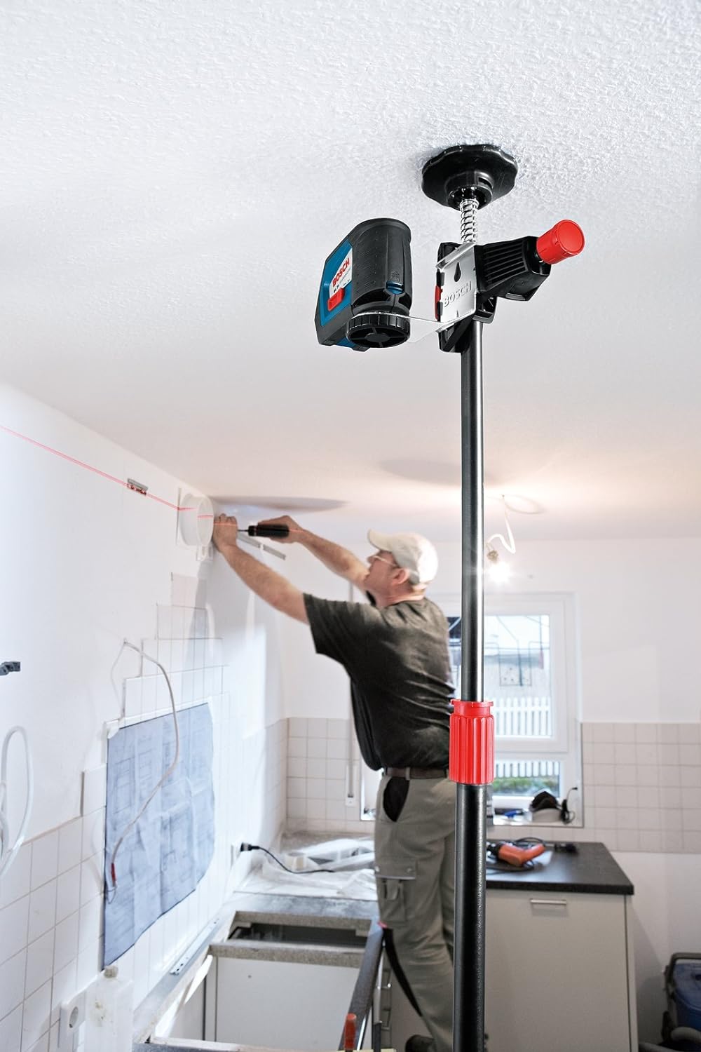 Bosch Professional Teleskopstange für Laser und Nivelliergeräte BT 350 (Höhe: 140–350 cm, 3 Sektione