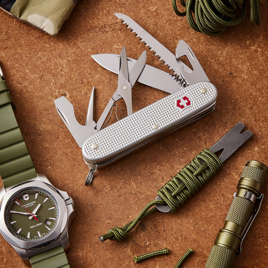 Victorinox, Taschenmesser, Farmer X Alox, 93 mm, silber (10 Funktionen, Klinge, Schraubendreher 3 mm