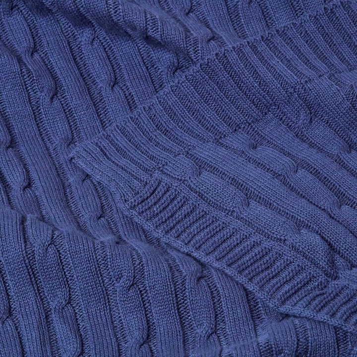 Homescapes gestrickte Tagesdecke, dunkelblaue Wohndecke 150 x 200 cm, Strickdecke aus 100% Baumwolle