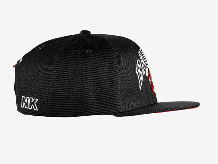 Nebelkind Snapback Cap Ballin' Schwarz Orangene Basketball-Comic-Figur Grössenverstellbar Unisex One
