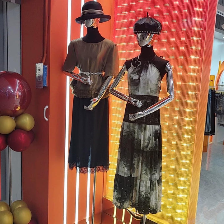 Jueraori Schaufensterpuppe Weiblich Körper mit Kopf, Schneiderpuppe mit Armen Kleiderpuppe Ausstelle