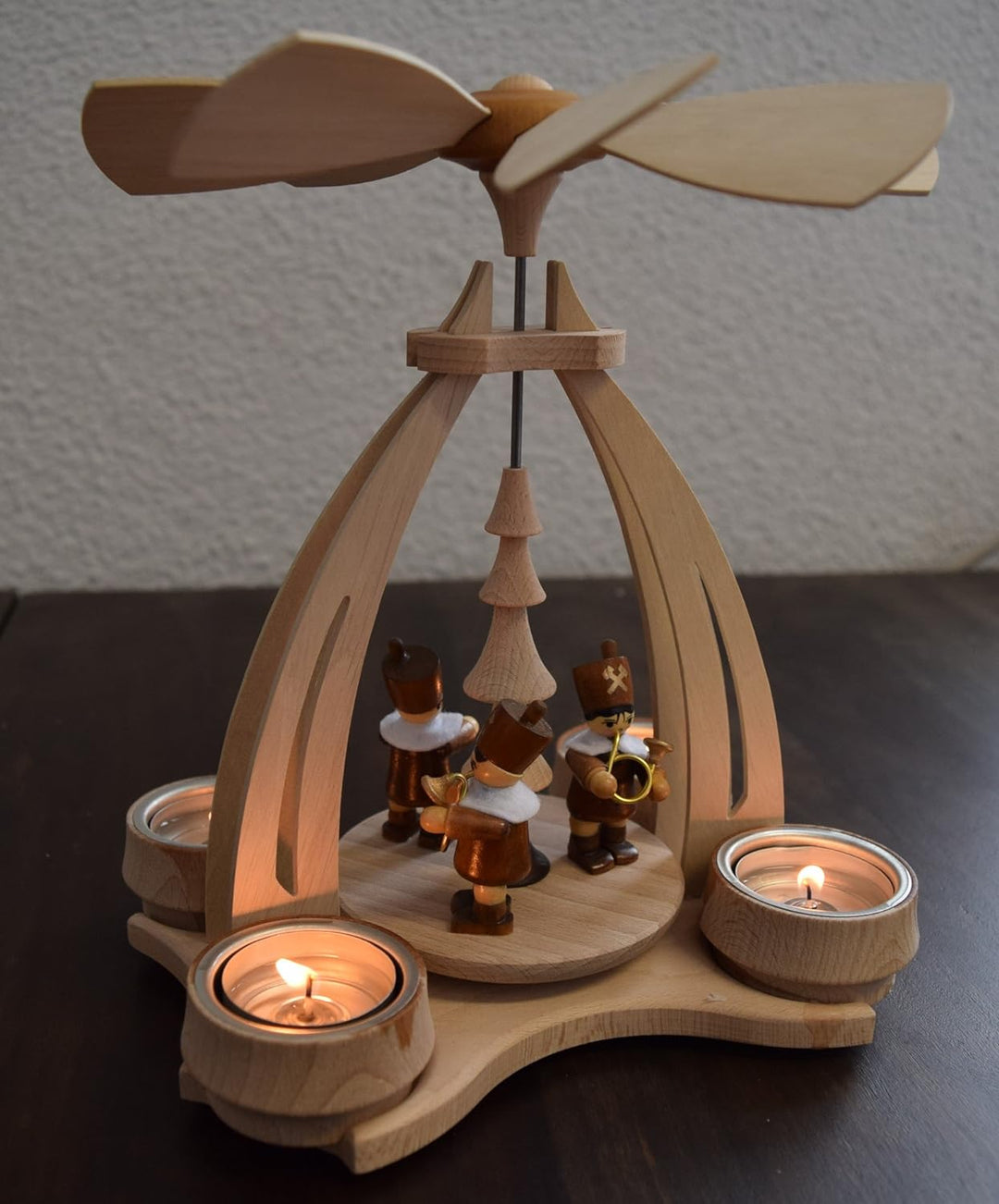 Tisch-Pyramide aus Buchenholz mit 3 Bergleuten, ca. 24 cm, Bergleute