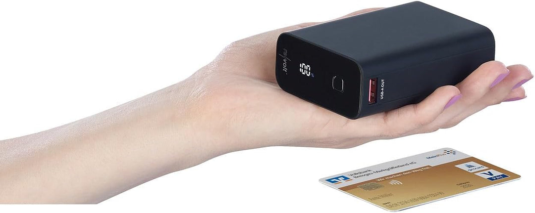 revolt USB Powerbank: Ultrakompakte Powerbank im Kreditkarten-Format, 20.000mAh, LED-Display (Mini-P