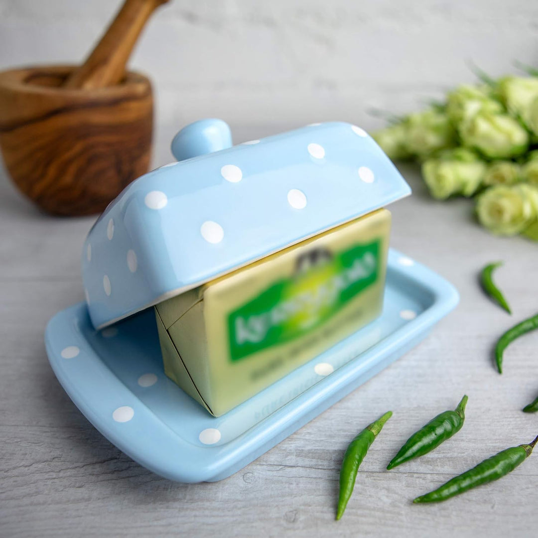 City to Cottage - Butterdose Keramik | Hellblau und Weiss | Polka Dots | Handgemacht | 250 Gramm Ker