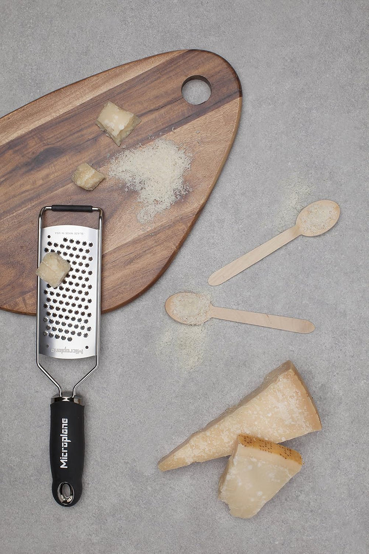 Microplane Reibe Sternenklinge Edelstahl Schwarz Gourmet Serie & Küchenreibe Sehr Grob für Kartoffel
